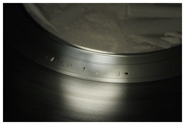 ARCTIC MONKEYS - WHATEVER PEOPLE SAY I AM, THAT'S WHAT I'M NOT | VINILO