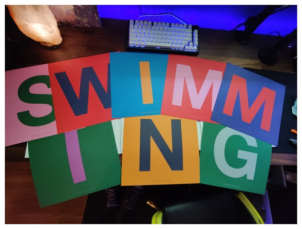 MAC MILLER - SWIMMING (2LP+POSTER A.O.) (MILKY CLEAR/HOT PINK/SKY BLUE MARBLE VINYL) | VINILO