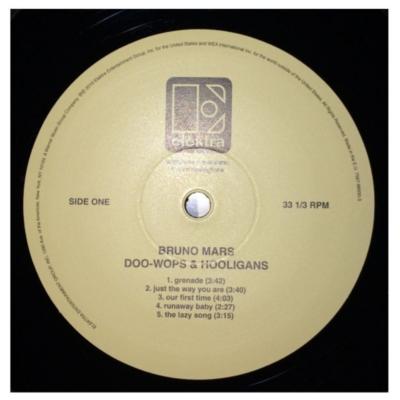 BRUNO MARS - DOO-WOPS HOOLIGANS | VINILO
