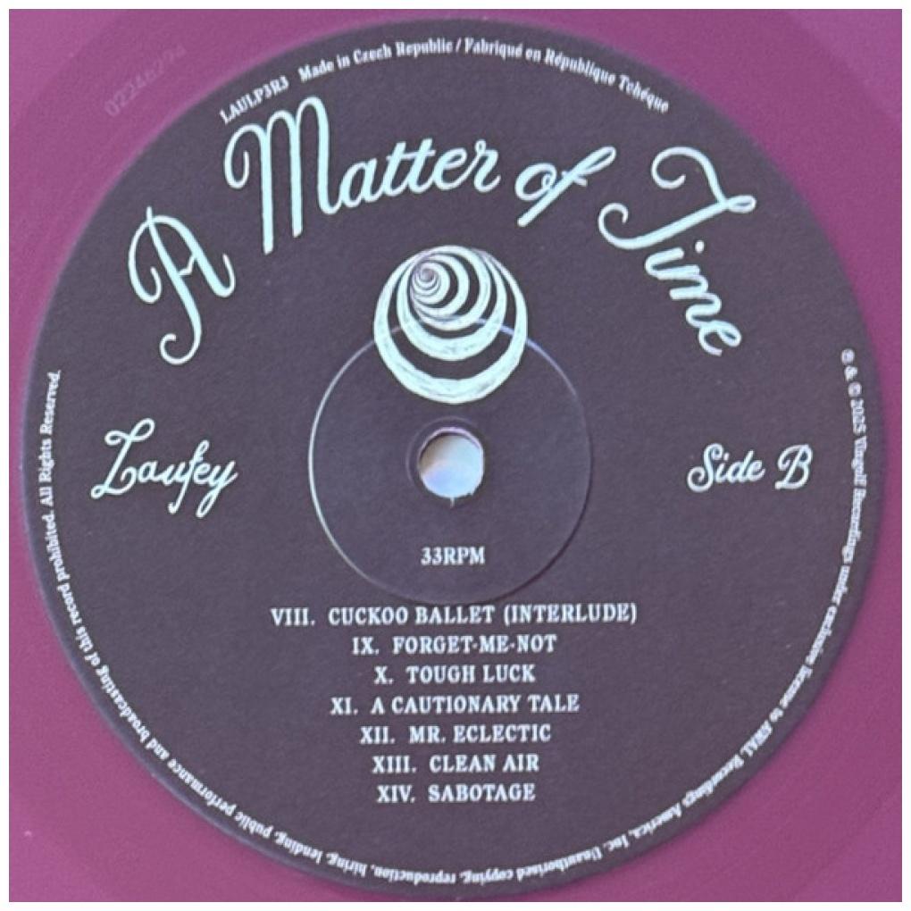 LAUFEY - A MATTER OF TIME (INDIE EXCLUSIVE AUTUMN EDITION) (ROUGE VINYL)(WITH BONUS 7" VINYL) (PHOTO CARD) | VINILO