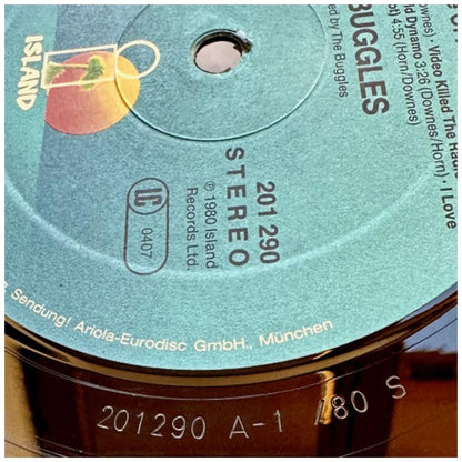 BUGGLES - THE AGE OF PLASTIC | VINILO USADO